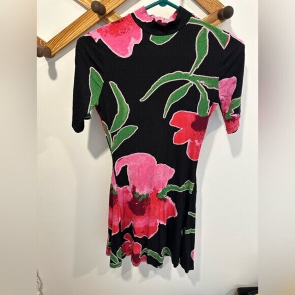 NWOT- DESIGUAL SHORT FLORAL SKATER DRESS - Picture 5 of 11